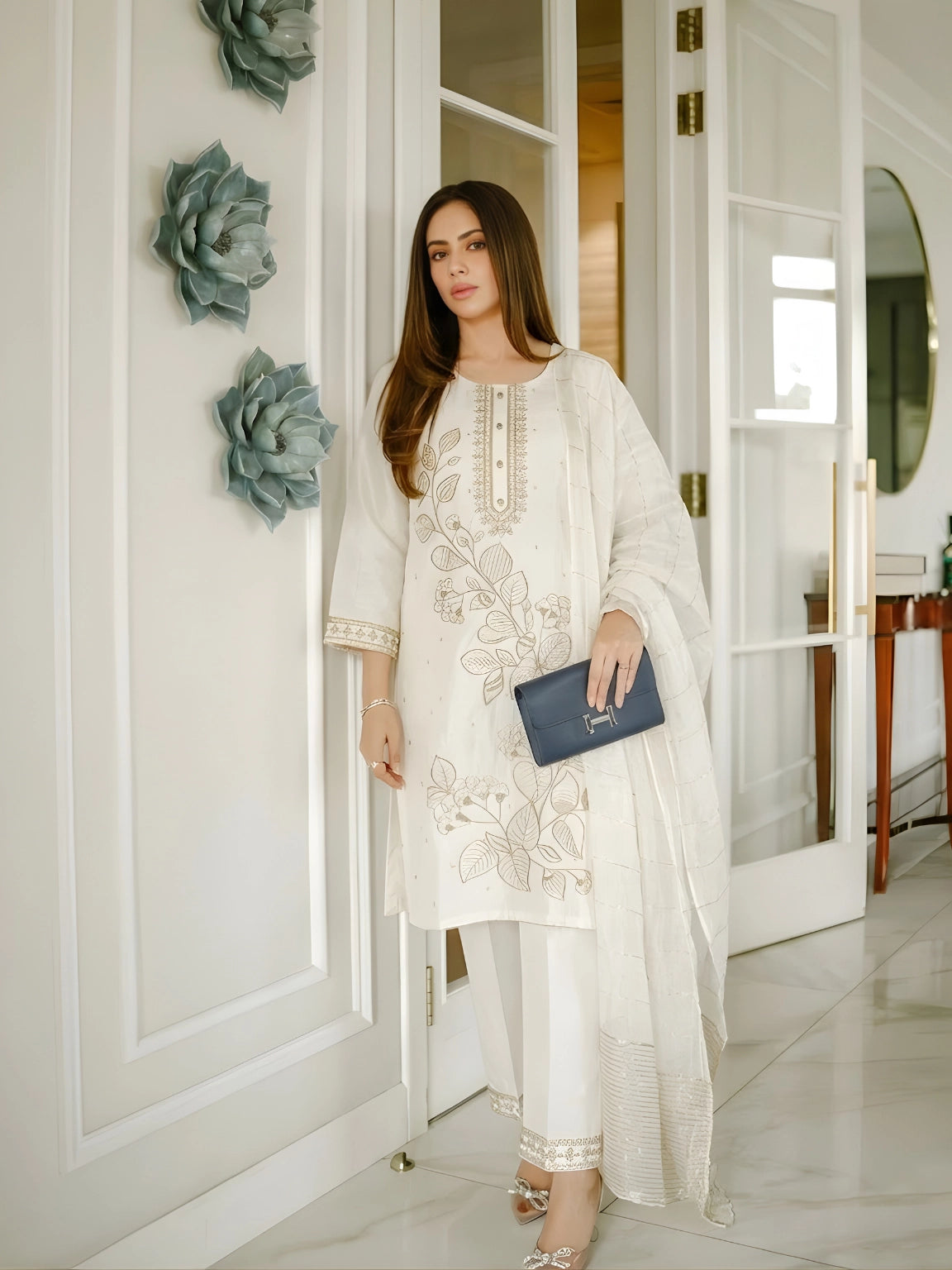 Ivory White Floral Embroidered Kurta Set with Dupatta