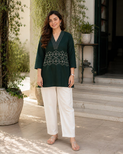 Embroidered V-Neck Three-Quarter Sleeve Cotton Kurti