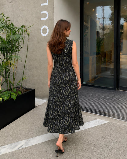 Black Printed Cotton Maxi Dress with Collar Neck for Vacation Wear
