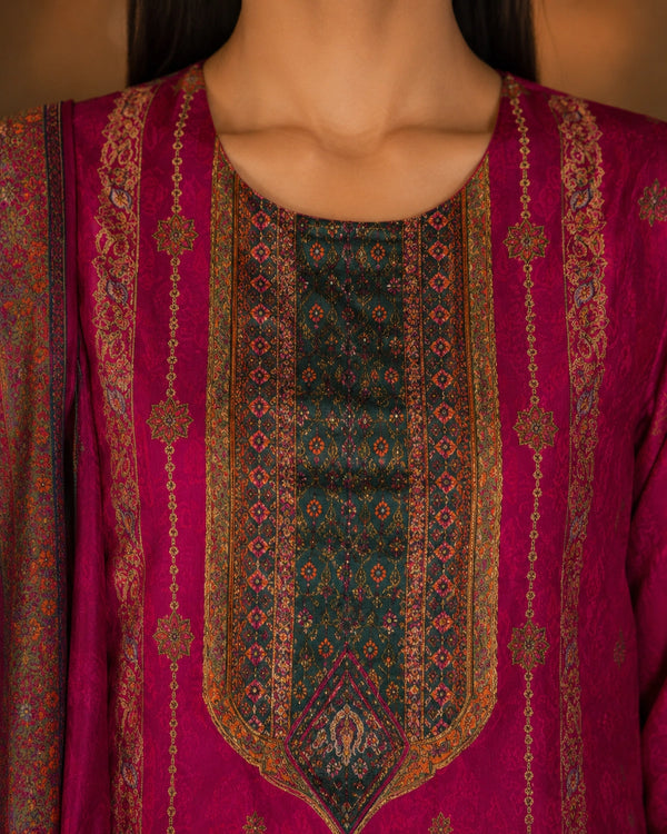 Magenta Jamawar Print Viscose Kurta Pant Dupatta Set — image 3