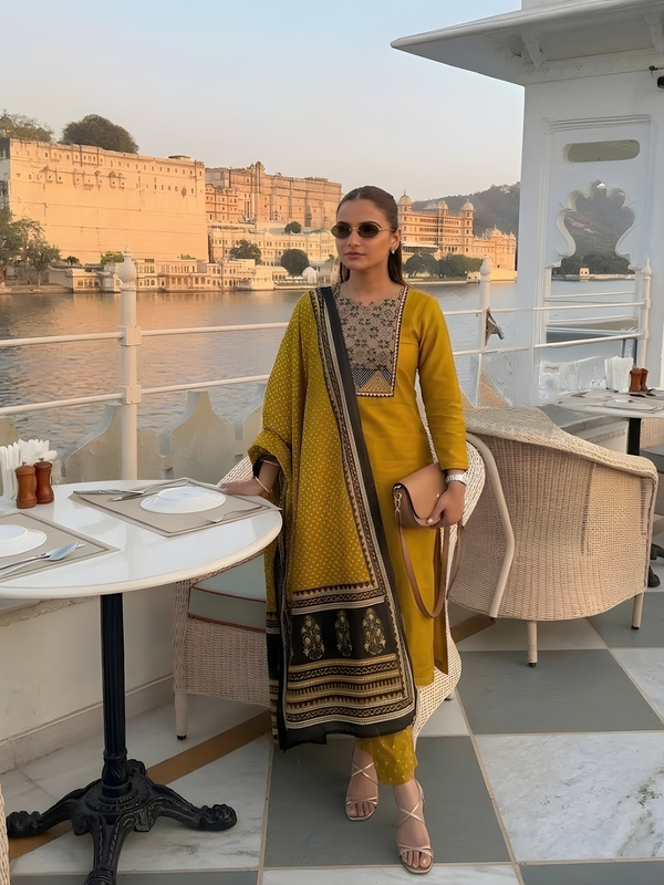 Mustard Yellow Embroidered Kurta Pant Set with Dupatta — image 2