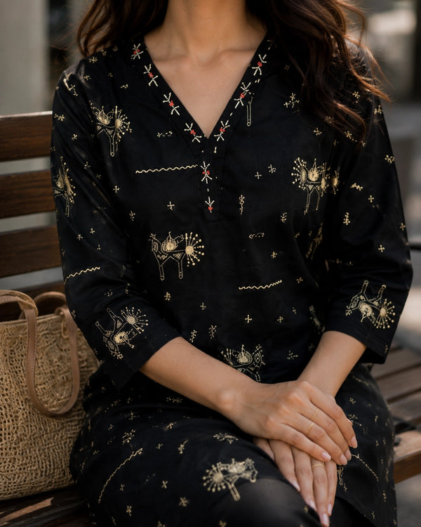 Warli Print Cotton Co-ord Set with V Neck for Daily Wear — image 4