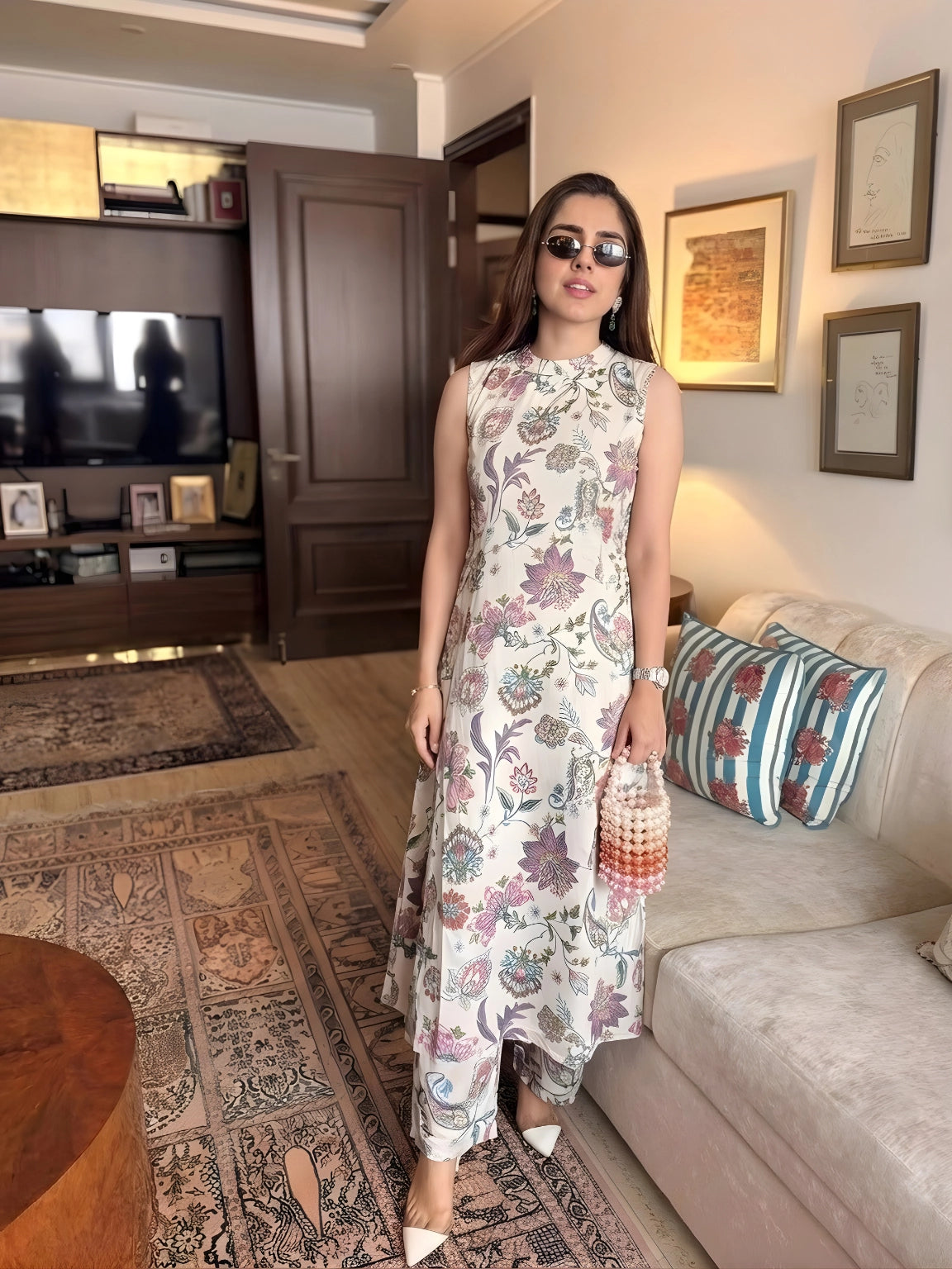 Ivory Floral Print Kurta Pant Set