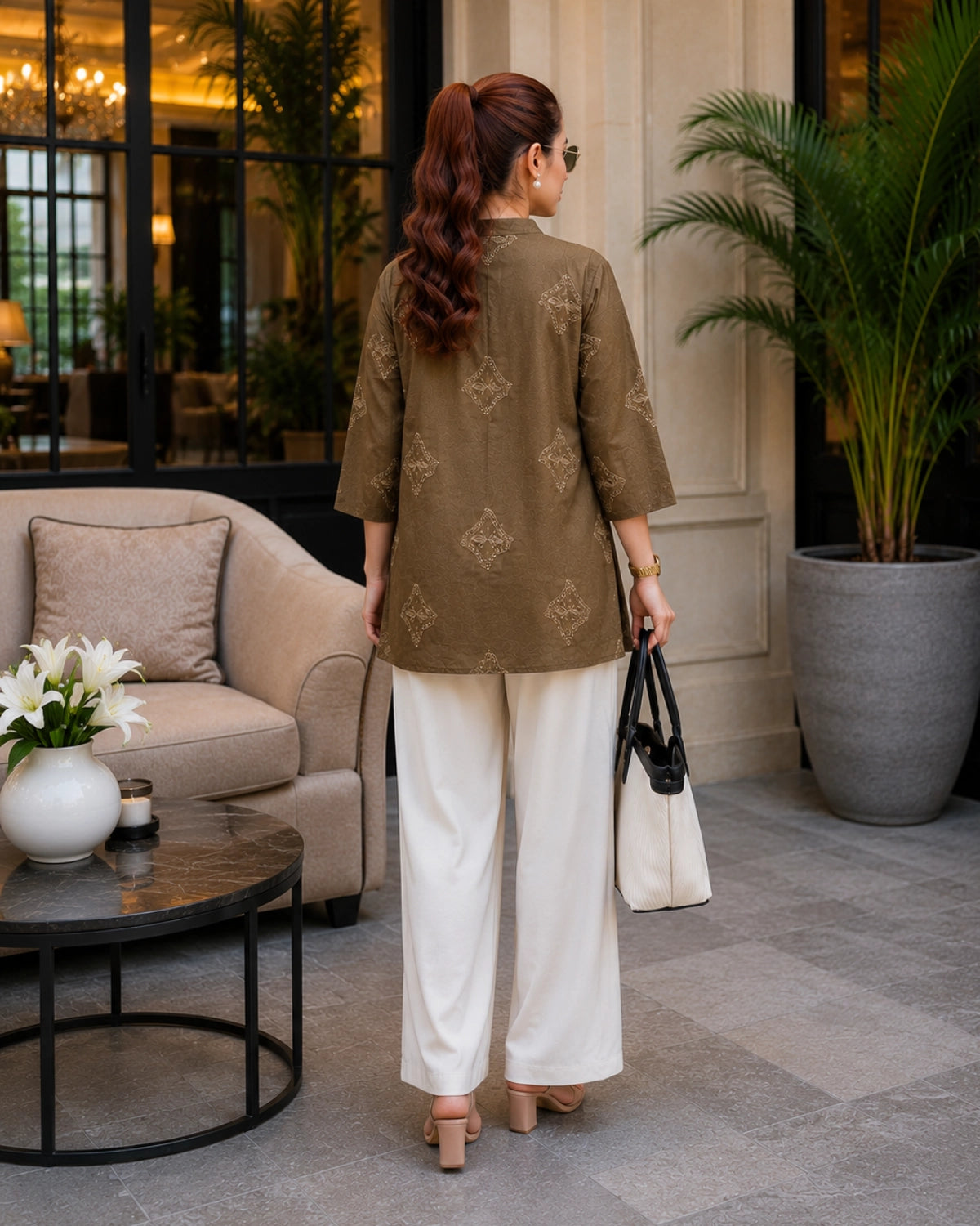 Thread Work Imported Kurti with Mandarin Neck Collar for Vacation Wear