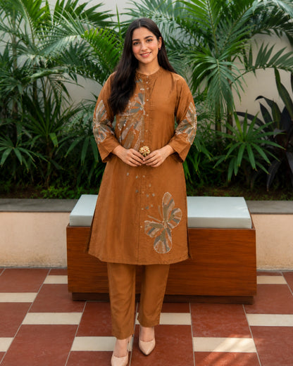 Brown Kantha Cotton Kurta Pant Set with Mandarin Collar