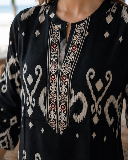 Ikat Print Rayon Co-ord Set with Notch Neck for Vacation Wear