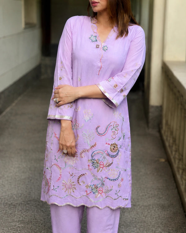 Lavender Embroidered Cotton Kurta Pant Set for Office Wear — image 3