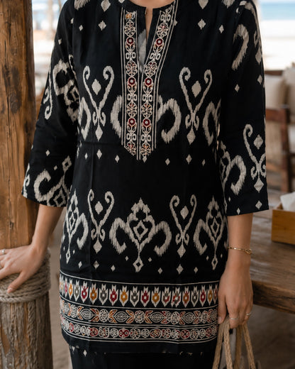 Ikat Print Rayon Co-ord Set with Notch Neck for Vacation Wear