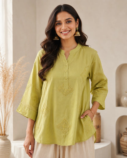 Thread Work Imported Kurti with Mandarin Neck Collar for Vacation Wear