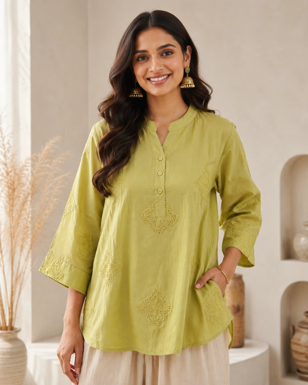 Thread Work Imported Kurti with Mandarin Neck Collar for Vacation Wear — image 2