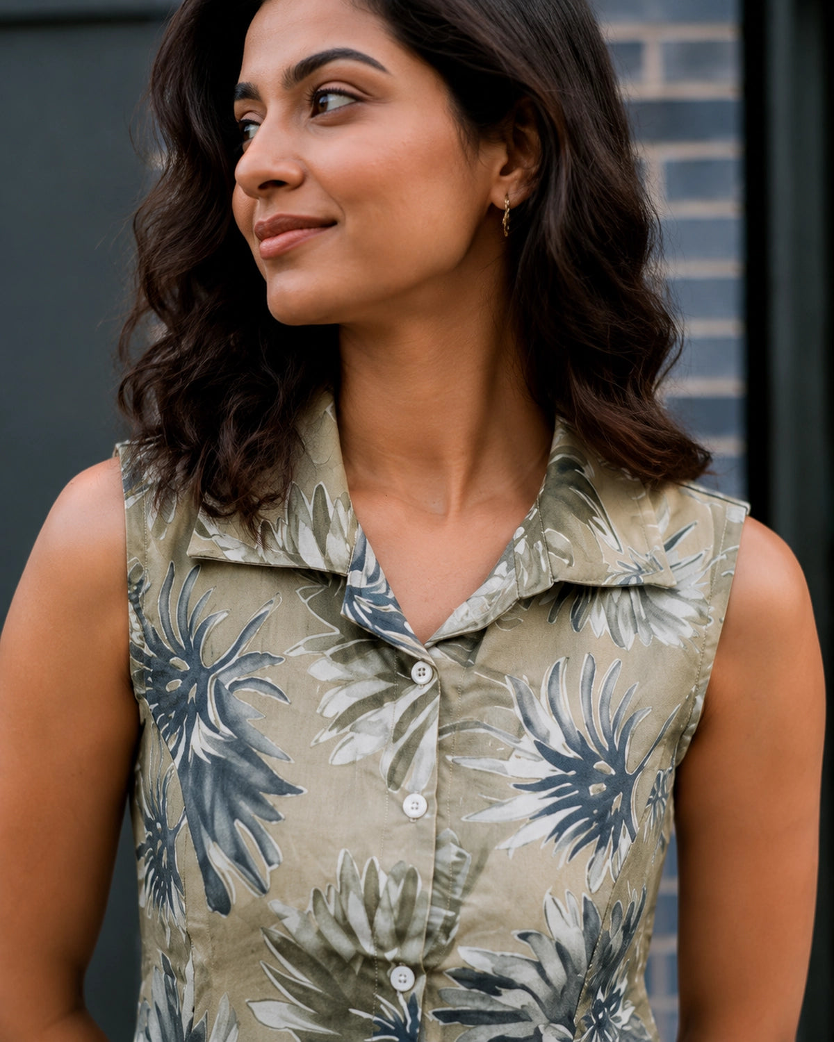 Tropical Leaf Print Sleeveless Collared Rayon Midi Dress