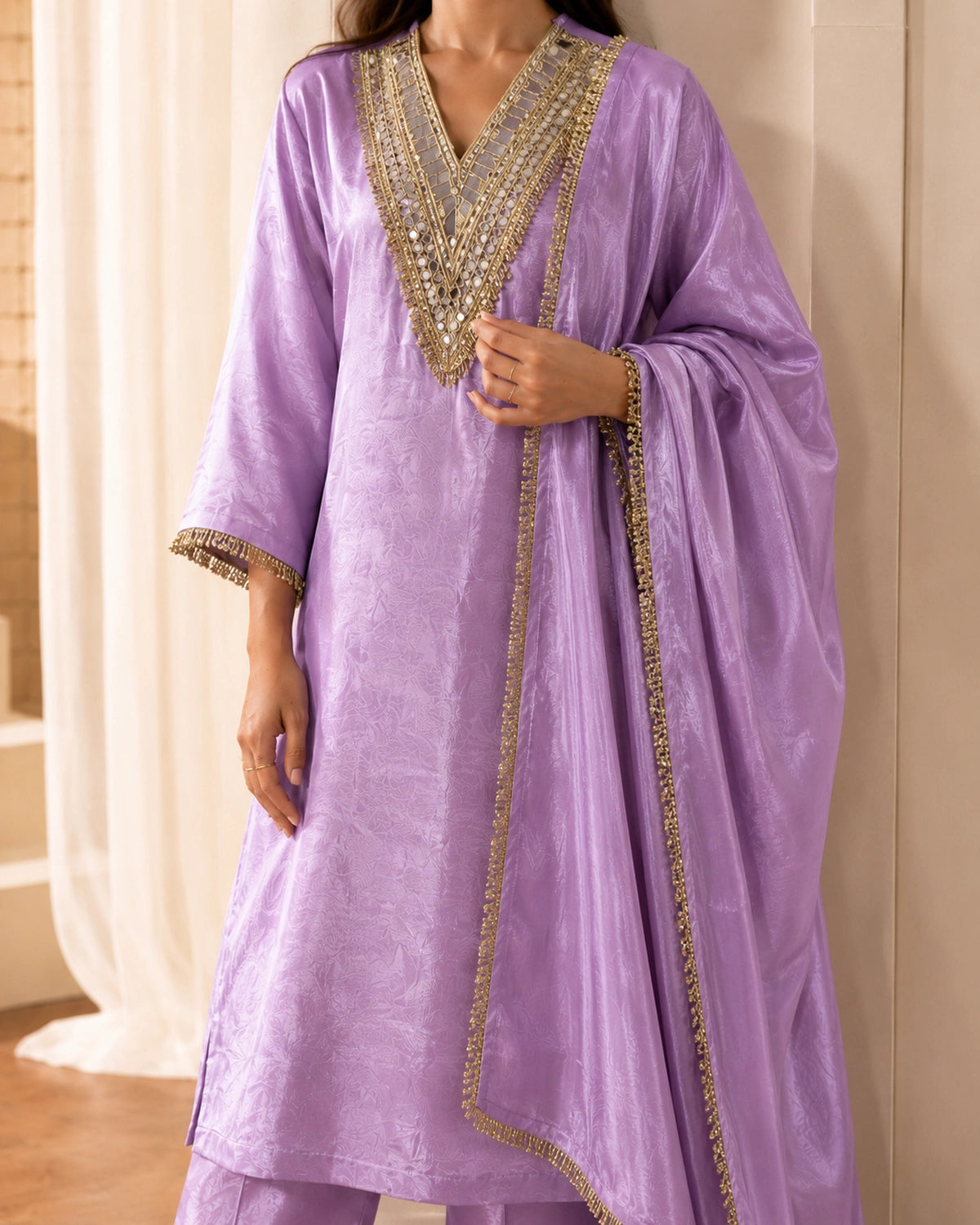 Lilac Mirror Embroidered V-Neck Georgette Kurta Set