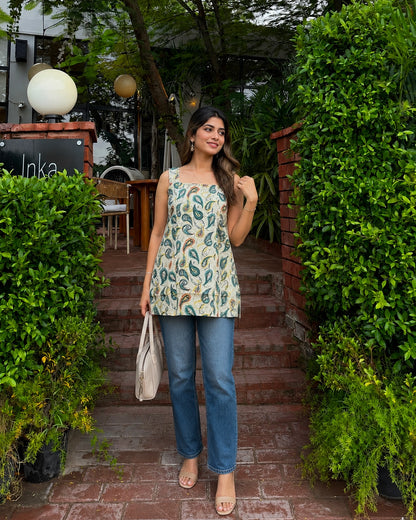Paisley Print Square Neck Fitted Cotton Mini Kurti