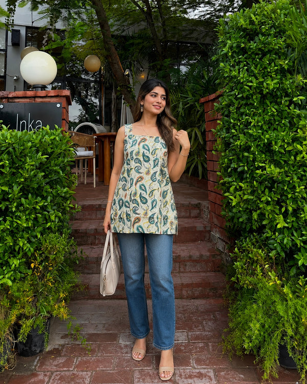 Paisley Print Square Neck Fitted Cotton Mini Kurti — image 2