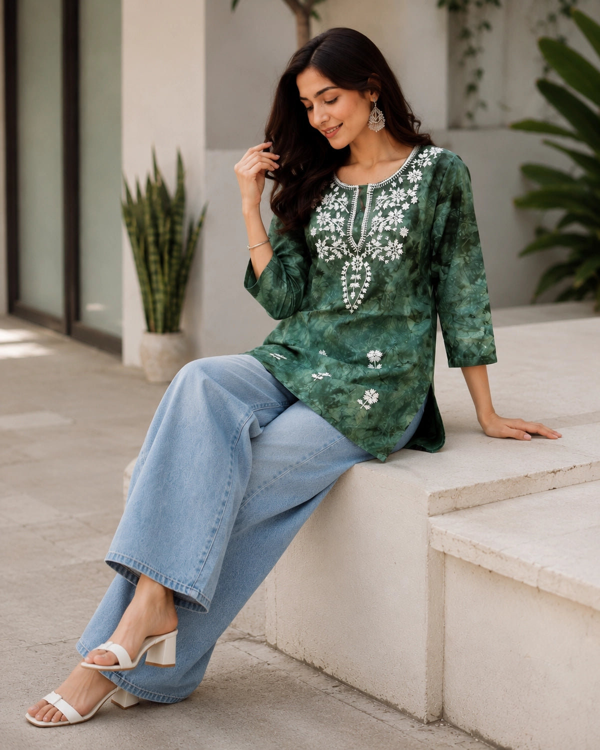 Chikankari Tie-Dye Round Neck Cotton Kurti
