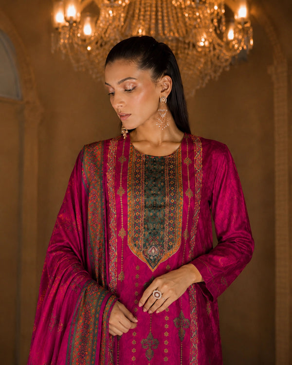 Magenta Jamawar Print Viscose Kurta Pant Dupatta Set — image 2