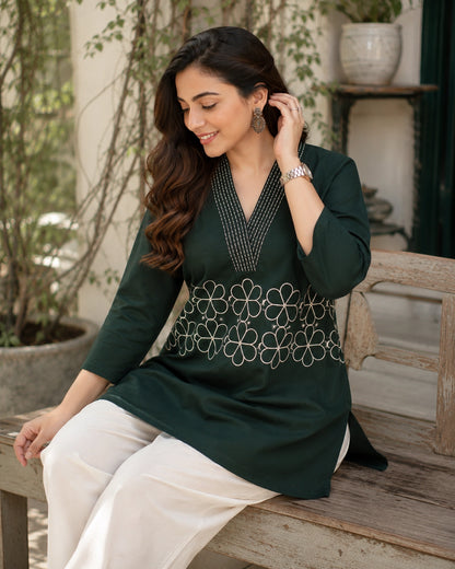Embroidered V-Neck Three-Quarter Sleeve Cotton Kurti
