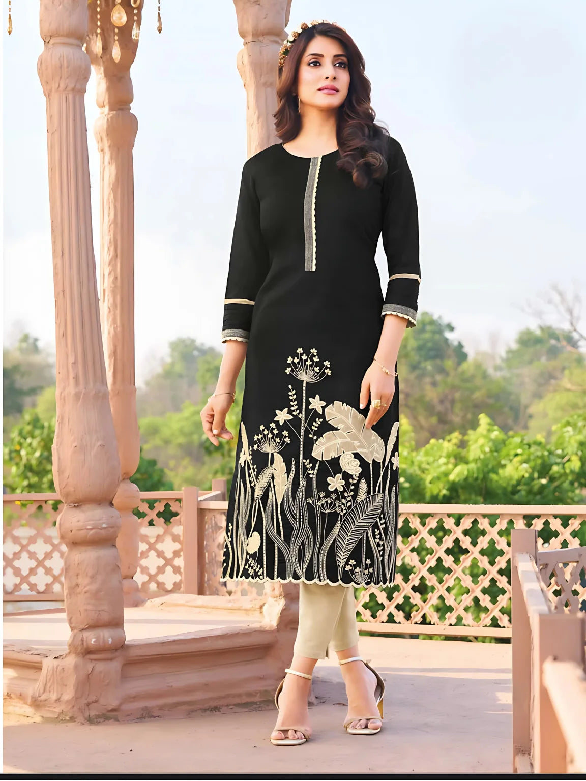 Noir Bloom Elegance Kurti