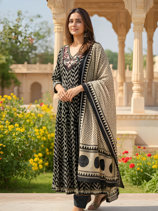 Black & White Chevron Print Anarkali Suit Set