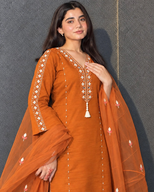 Mirror Embroidered Cotton Kurta Pant Dupatta Set — image 3